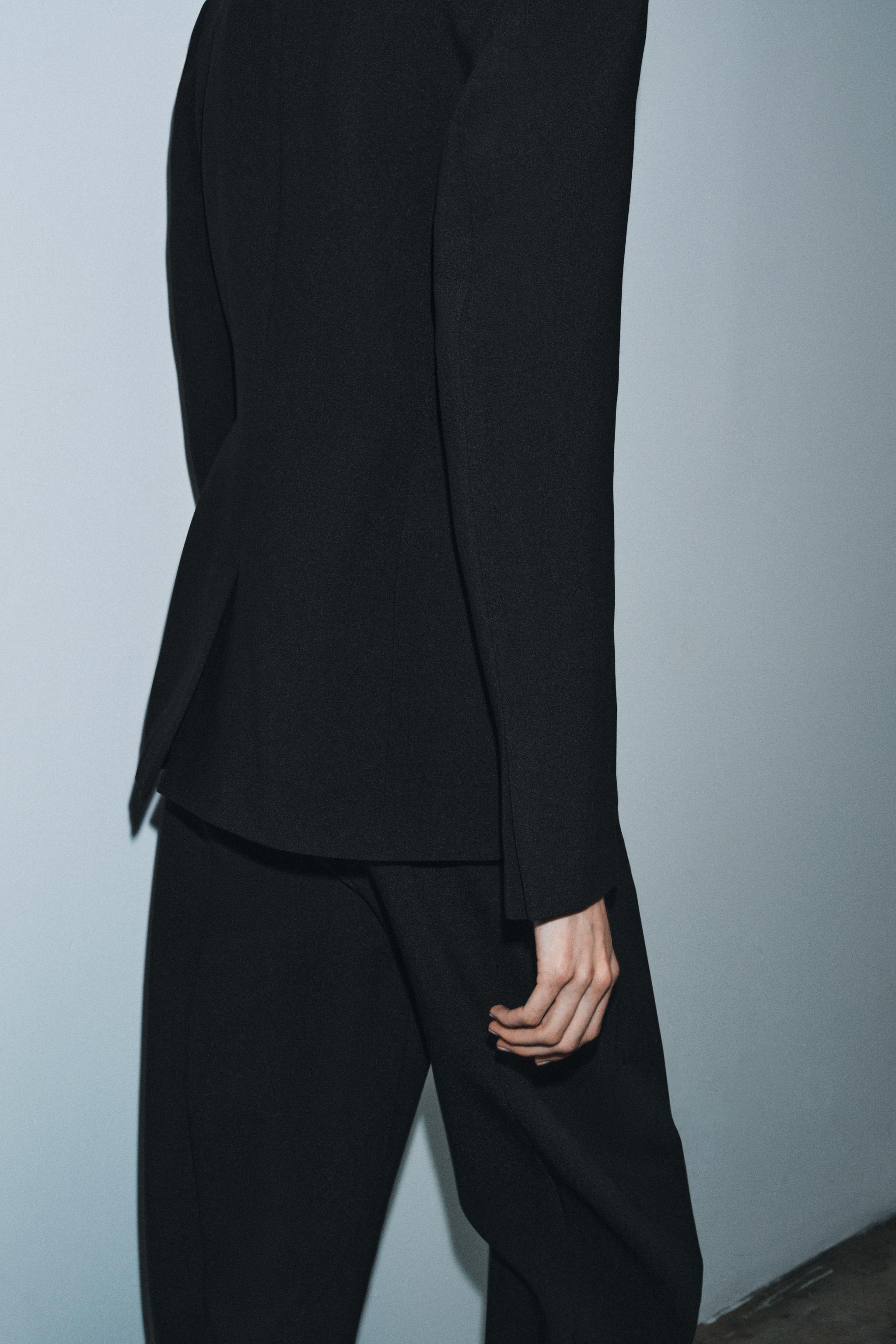 TOPSTITCHED FITTED BLAZER ZW COLLECTION